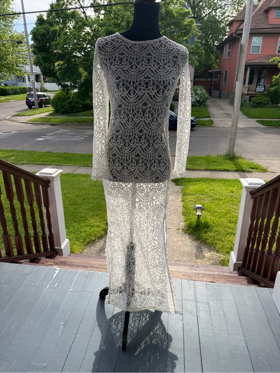 H&M Other - H&M White Long Sleeve Lace Maxi Dress